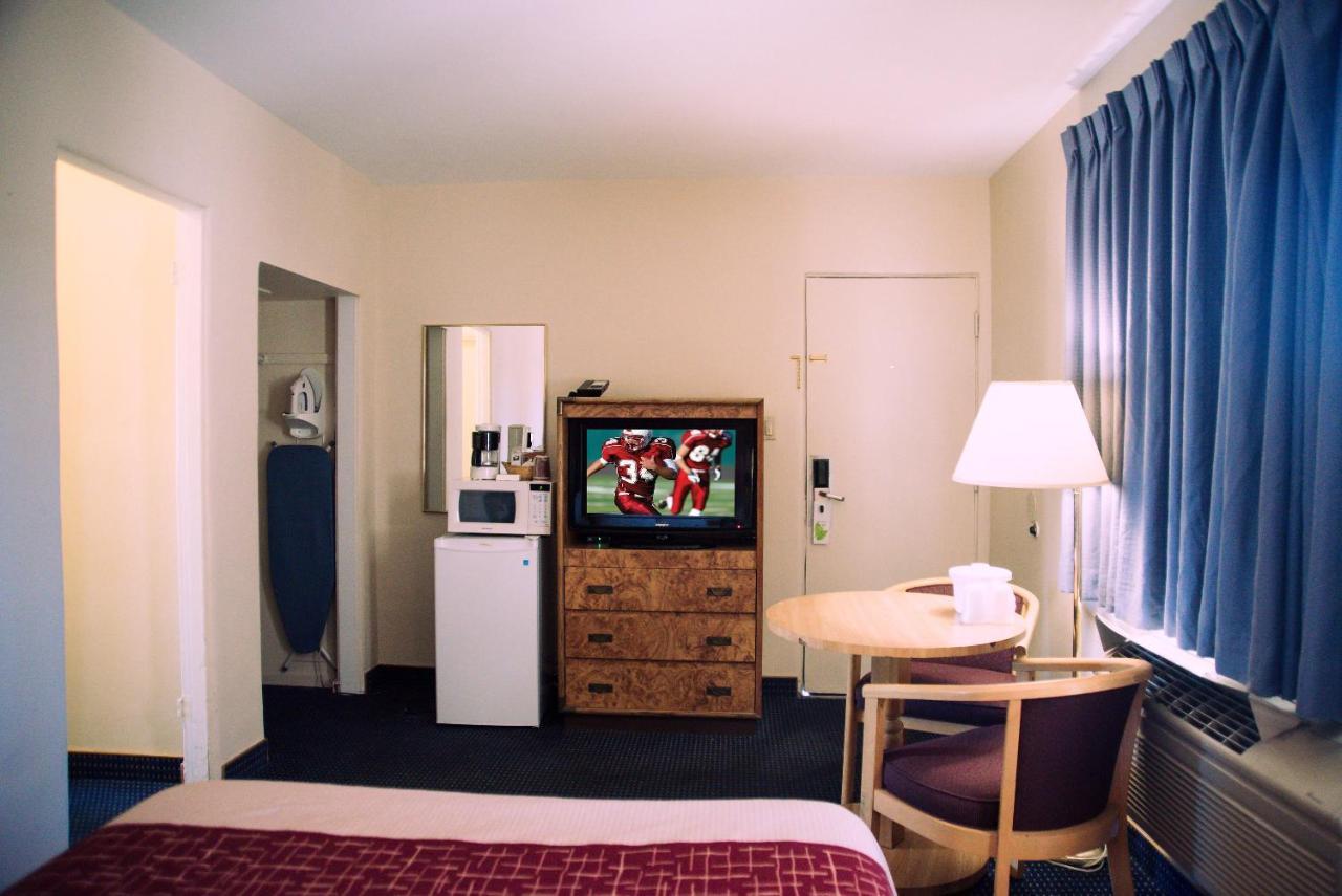 Red Roof Inn Blythe Bagian luar foto
